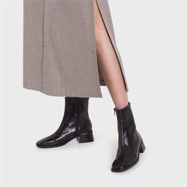 Wonders Ayla Square Toe Ankle Boot - Black Leather